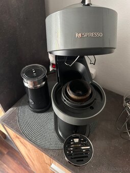 Kávovar Nespresso Vertuo + napěňovač mléka - 5