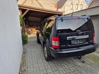 Prodám Jeep Cherokee 2.8CRD 147kW - TAŽNÉ ZAŘÍZENÍ - 5