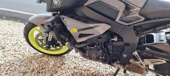 Yamaha MT 10 - 5