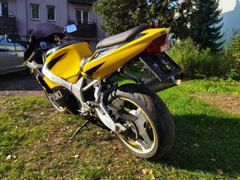 Suzuki GSX-R 750 K1 - 5
