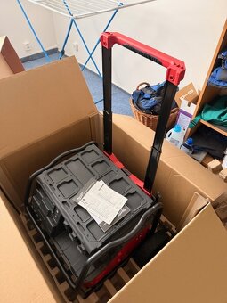 Milwaukee Akumulátorová Centrála 2,5 kwh nová - 5