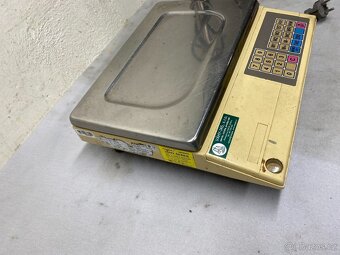 PRODEJNÍ DIGITÁLNÍ VÁHA - 5