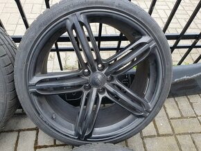 Alu kola Audi Rs6 5x112 r20 9,5j et36 pneu 255/30/20 - 5