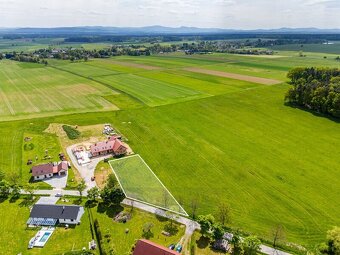 Prodej atraktivního a prostorného pozemku pro bydlení, 1500 - 5