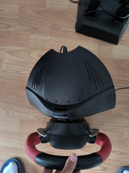 Thrustmaster Ferrari 458 Spider volant na Xbox - 5