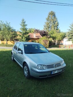 Volkswagen Golf 1.6 (2001) - 5