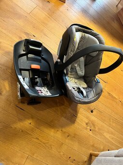 Cybex Aton 5 (vajíčko) + ISOFIX základna - 5