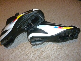 SALOMON - boty na běžky - 5