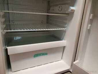 lednice monoklimatická tř.A 159 litrů - 5