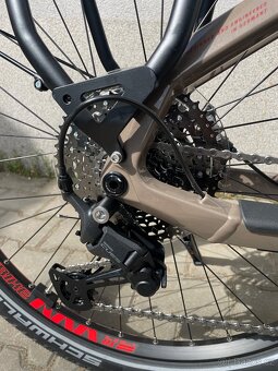 Nové elektrokolo HAIBIKE Trekking 8 Low i750 Wh - hnědá barv - 5