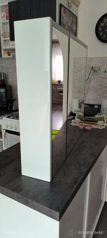 Prodám koupelnovou skříňku s Led osvětlením. - 5