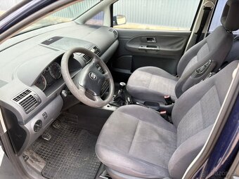 ALHAMBRA 1,9 TDI 2001 - 5