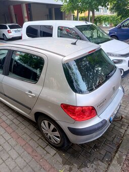 Peugeot 307 1.6 16V (2006)– na opravu nebo na díly - 5