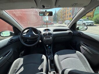 Peugeot 206, 1.4 benzin - 5