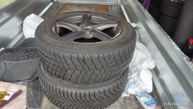 Prodám ALU kola s pneu: 205,55,R16 - 5