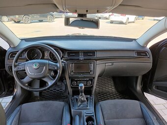 Škoda Superb 2,0 TDI,125KW,4X4,ČR,KŮŽE,NAVI - 5