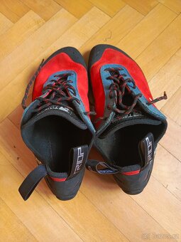 Lezečky Triop Orca vel. 42,5 - 5