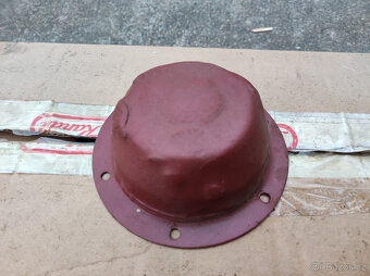 prodám náhradní díly na vlek 7t - 5