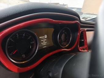 Dodge Challenger - 5