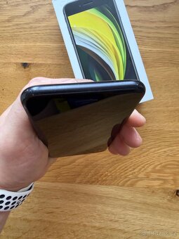 Apple Iphone SE 2020-64gb. - 5