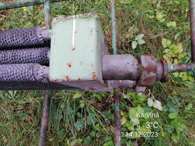 PRODÁM  RETRO  RADIÁTOR - 5