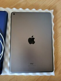APPLE iPad 10.2 (verze 2020) - 8.generace - 5