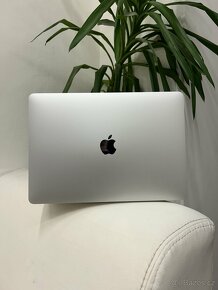 MacBook Air 2018 256GB - 5