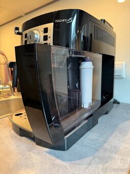 DeLonghi Magnifica S – automatický kávovar ve výborném stavu - 5