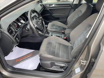 Volkswagen Golf 2,0 TDi HIGHLINE - 5