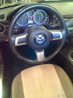 Mazda MX-5 roadster - 5