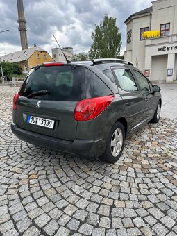 Peugeot 207 sw 1.6hdi - 5