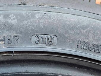Zimní Dunlop 225/45/17 - 5