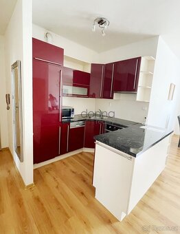 Pronájem bytu 3+kk/T 88m², ul. Vrázova, Praha 5 - Smíchov, z - 5
