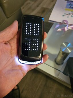 Motorola gleam + - 5