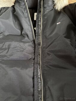 Zimní bunda Tommy Jeans - 5