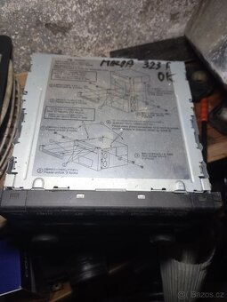 Mazda 323f radio - 5