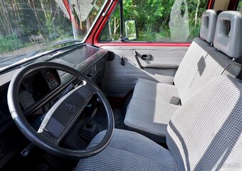 Volkswagen T3 Caravelle, 1990, 1.9 TDI 66 kW - 5