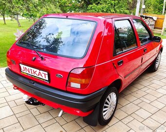 Ford Fiesta jako nová - 5