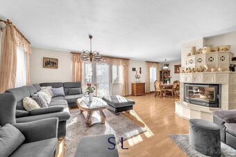 Rodinný dům s apartmánem, bazénem a naprostým soukromím – Ja - 5