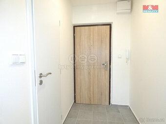 Prodej bytu 1+kk, 31 m², Ostrava, ul. Petruškova - 5