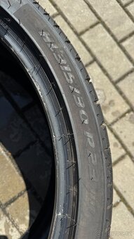 Pirelli P-Zero 275/35 R23 315/30 R23 - 5