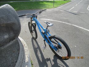 COMMENCAL DH SUPRAME V3 super stav - 5