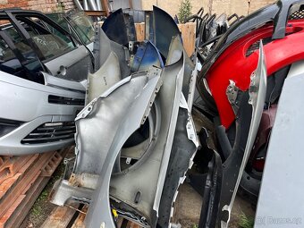 Náhradní díly BMW a jiné likvidace dílny - 5