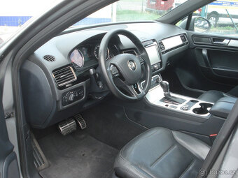 Volkswagen Touareg 3.0 TDi PANORAMA NAVI 176 KW - 5