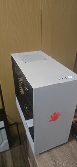 Prodam tento Herni PC Rozjede jakékoliv hry na Fullhd (1080p - 5