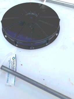 Prodám Ibc kontejner, barel na vodu / Nádrž 1000 L - 5