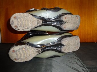 Lyžáky ATOMIC vel.26,5 - 5