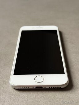 iPhone 8 64 gb stav A - 5