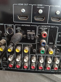 Prodám Yamaha rx-v 765 - 5