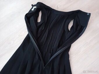 HEZKÉ DÁMSKÉ ČERNÉ ŠATIČKY - vel.36 / zn. H&M - 5